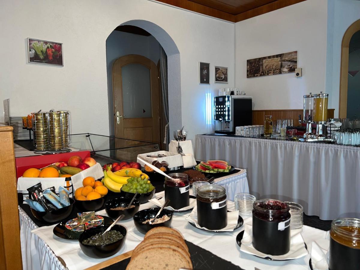Fruehstueckspension-Appartementhaus Wasserer Бад-Кляйнкірхгайм Екстер'єр фото